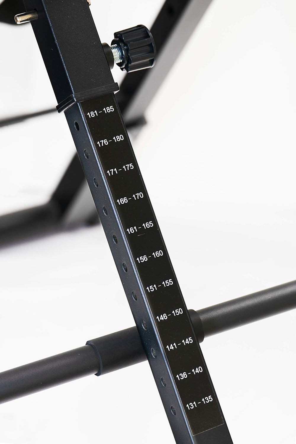 Craques heavy duty inversion table adjustable height settings from 131 to 186 cm close-up