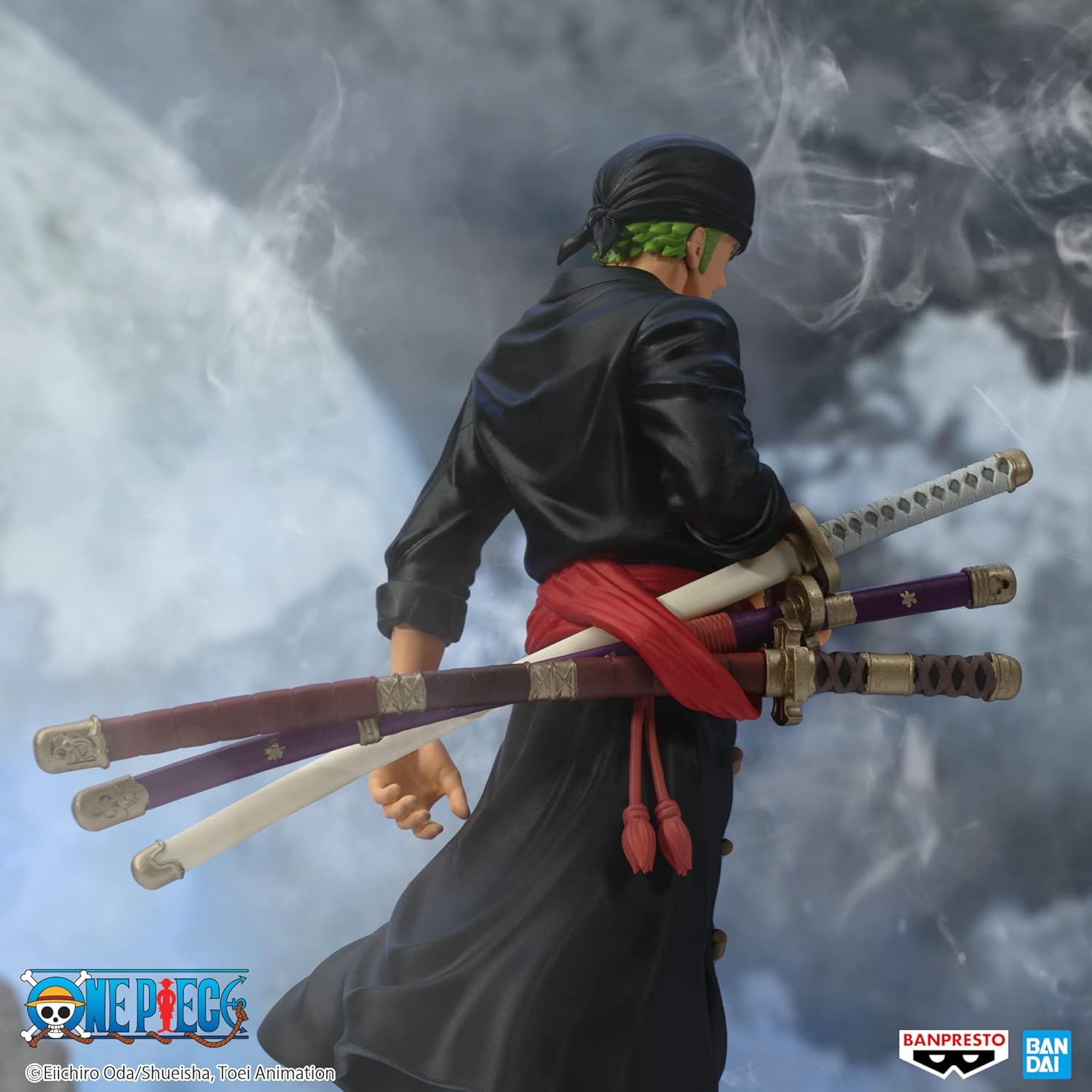 Banpresto One Piece Zoro figure showing character with green hair and three swords in black outfit