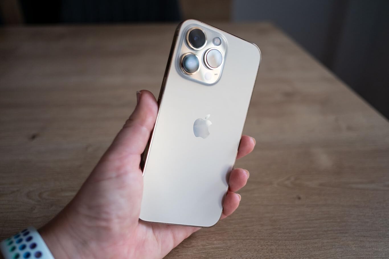 Apple iPhone 13 Pro, 128GB, Graphite (Renewed) - craques