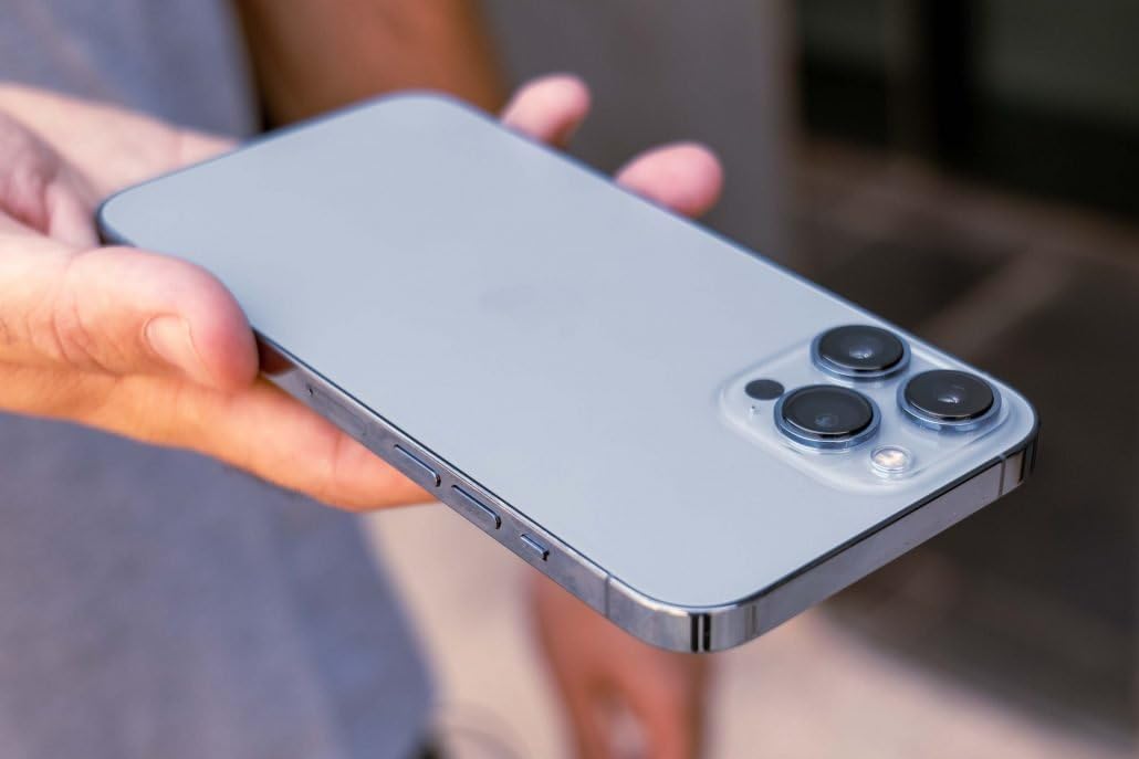 Apple iPhone 13 Pro, 128GB, Graphite (Renewed) - craques