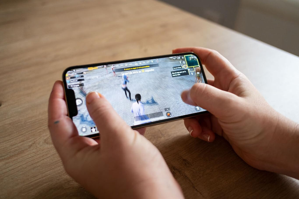 Apple iPhone 13 Pro, 128GB, Graphite (Renewed) - craques