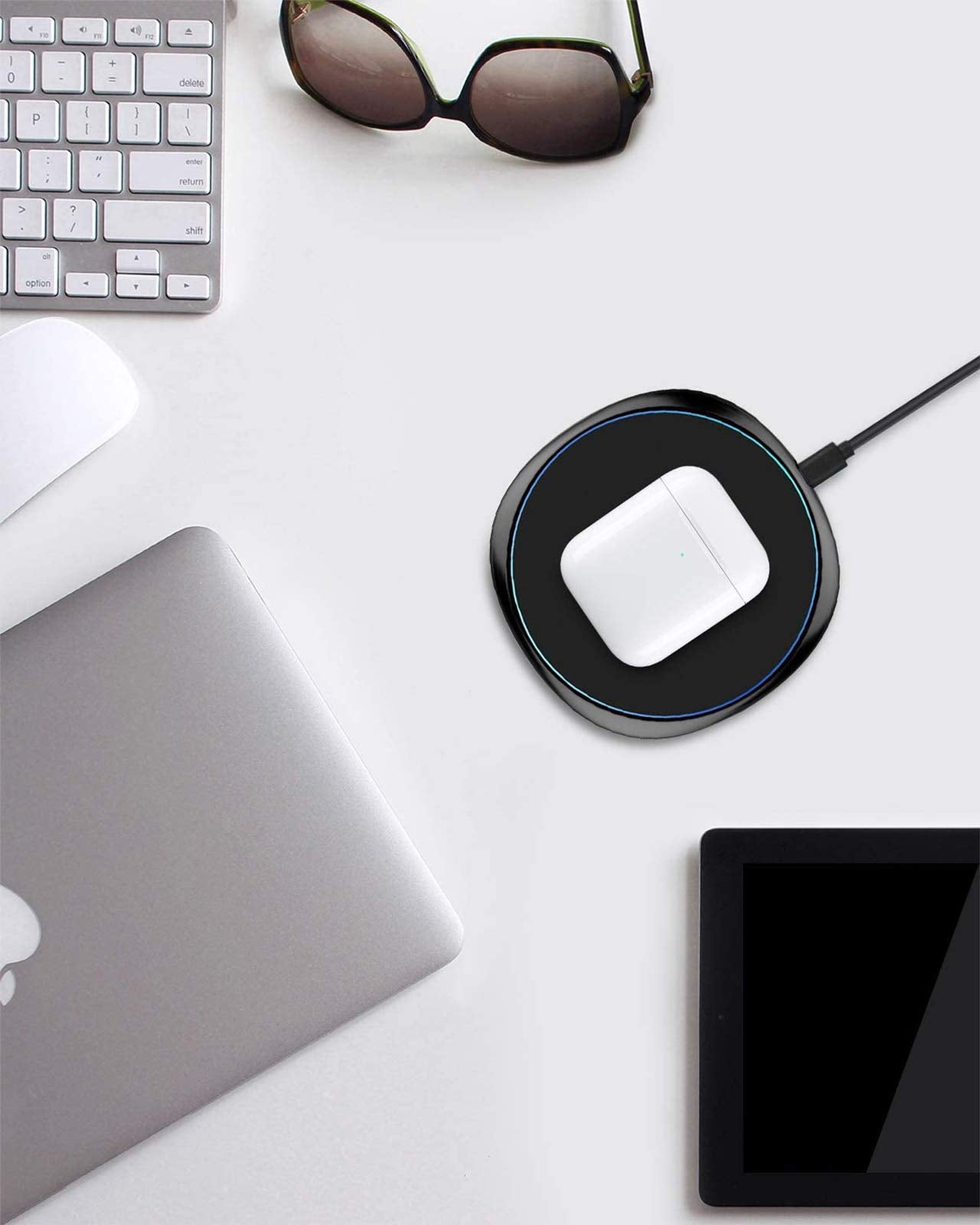 Fast Wireless Charger, NANAMI 15W Max Qi Charging Pad for iPhone 16/15 Pro Max/14 Plus/13/12 Mini/11/XR/XS/X/8