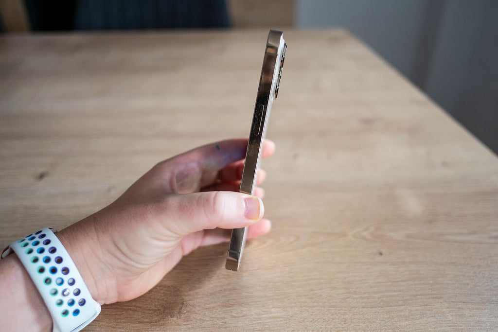 Apple iPhone 13 Pro, 128GB, Graphite (Renewed) - craques