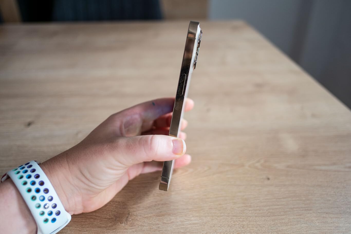 Apple iPhone 13 Pro, 128GB, Graphite (Renewed) - craques