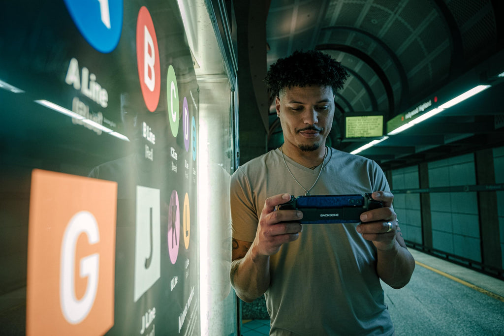 BACKBONE One Mobile Gaming Controller for Android and iPhone 15/16 Series (USB-C) - craques