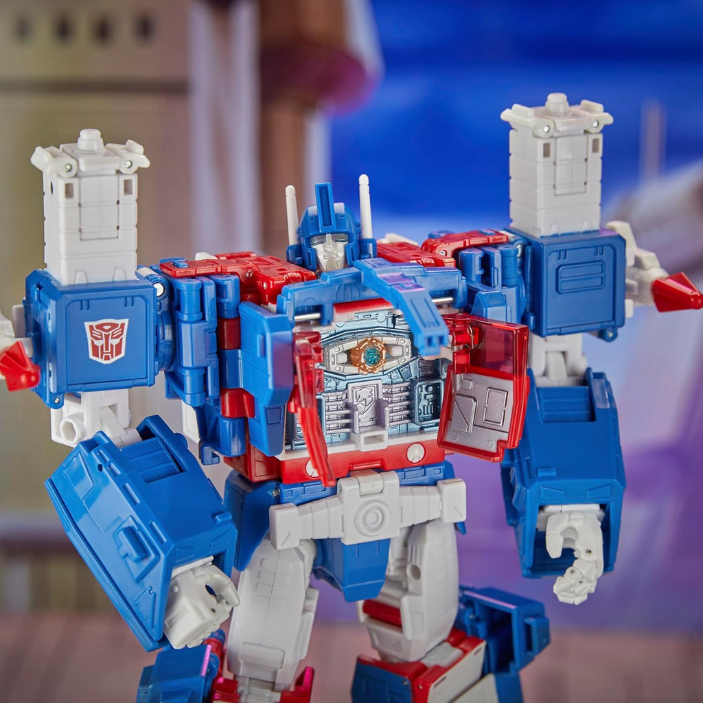 Transformers Ultra Magnus action figure by craques in blue red and white with detailed chest and articulated arms