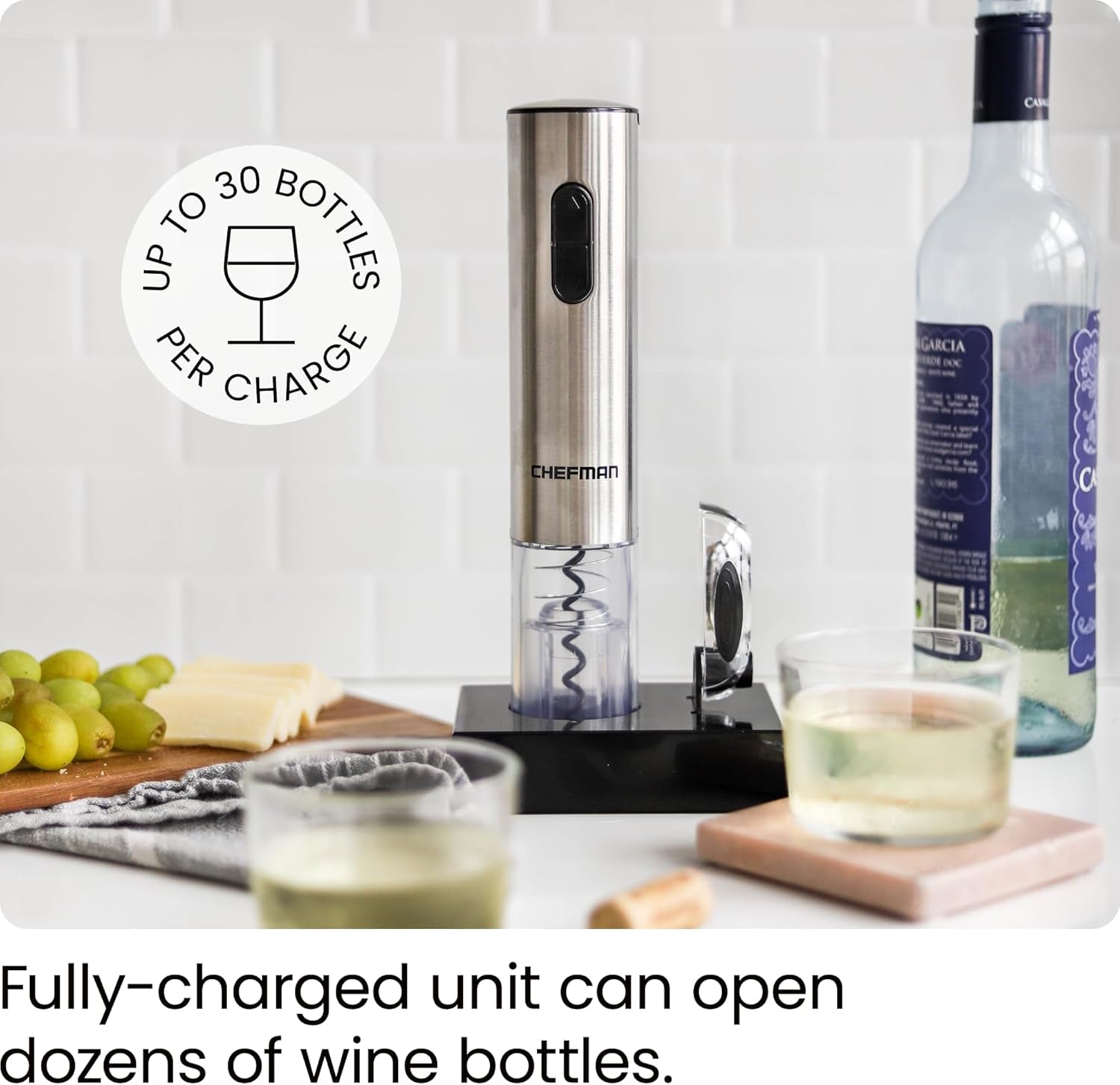 Craques electric wine opener rechargeable with stainless steel body and corkscrew on black base