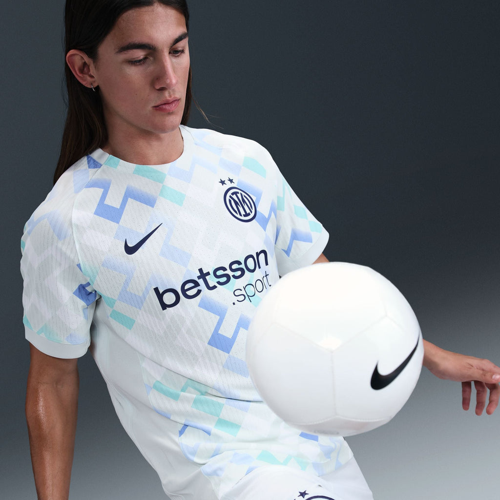 BB Branded Inter Milan 2025/26 away jersey featuring a modern design and breathable fabric